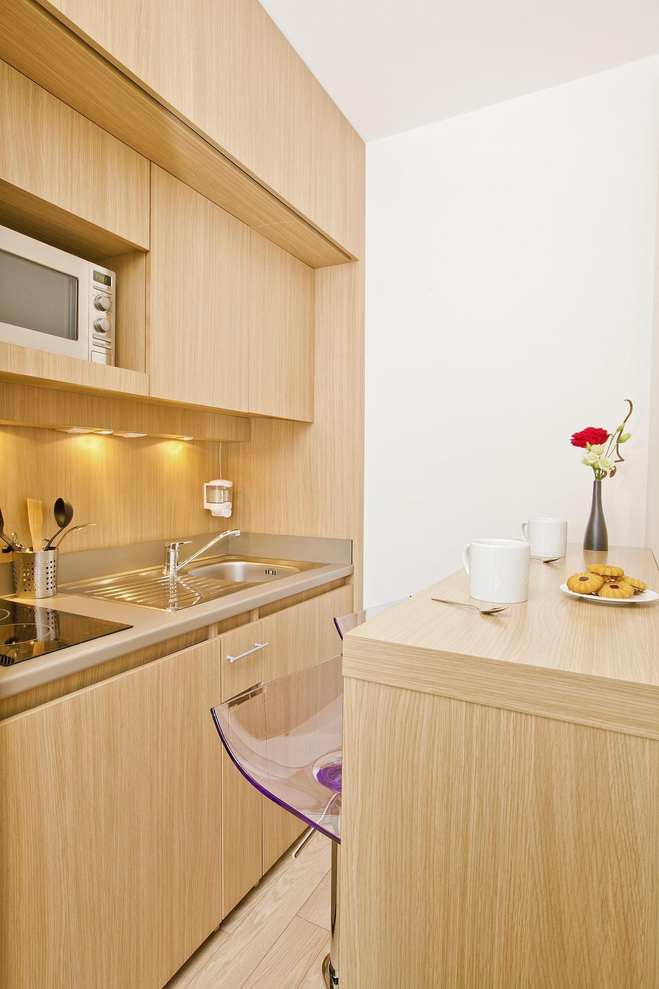Residhome Carrieres La Defense Exterior foto