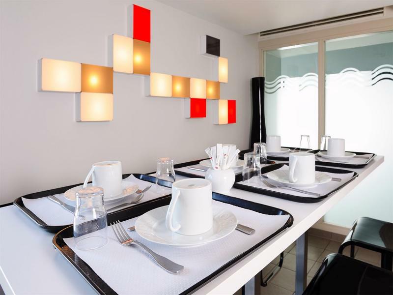 Residhome Carrieres La Defense Exterior foto